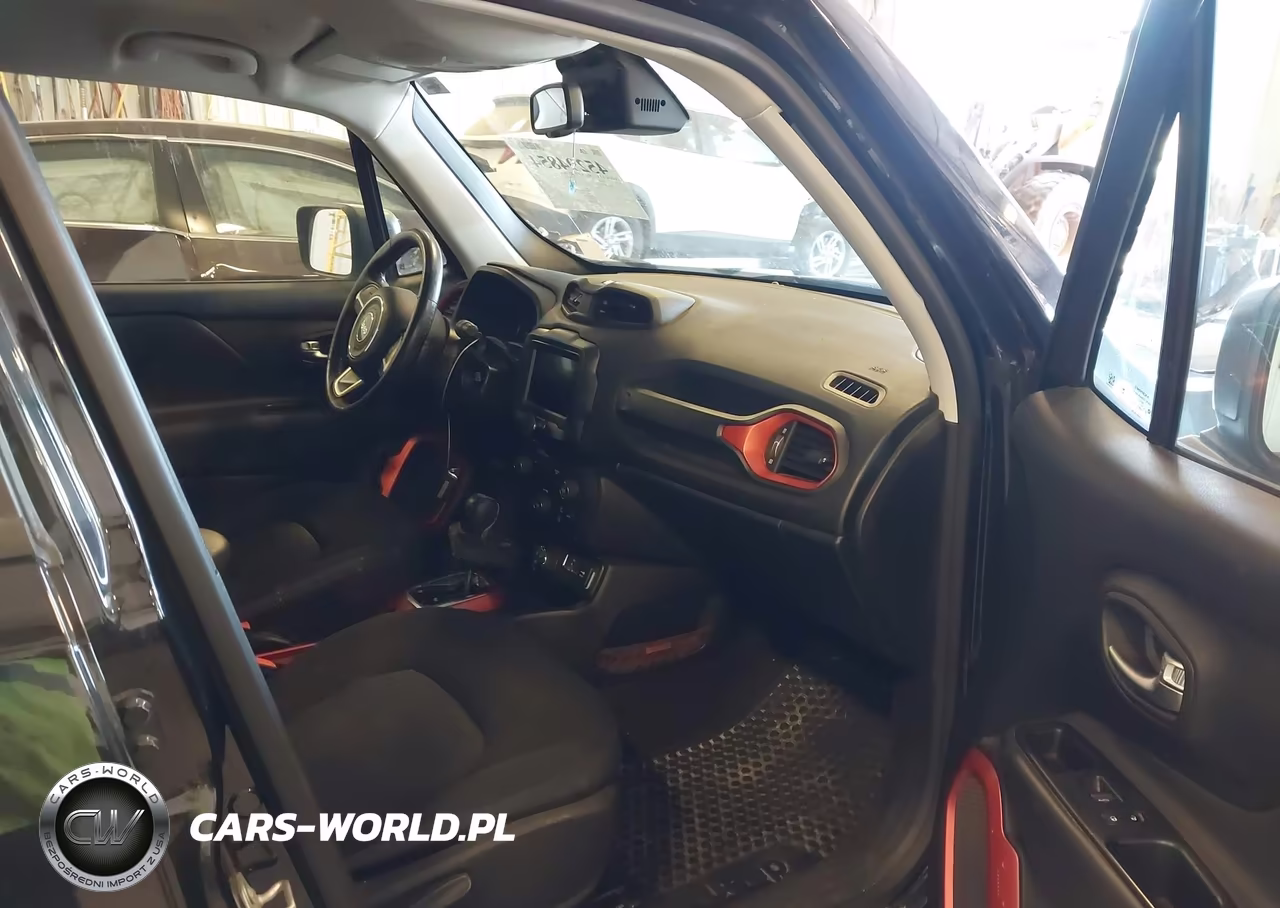 2019 Jeep Renegade Trailhawk 4X4 VIN:ZACNJBC1XKPJ91021 - 5