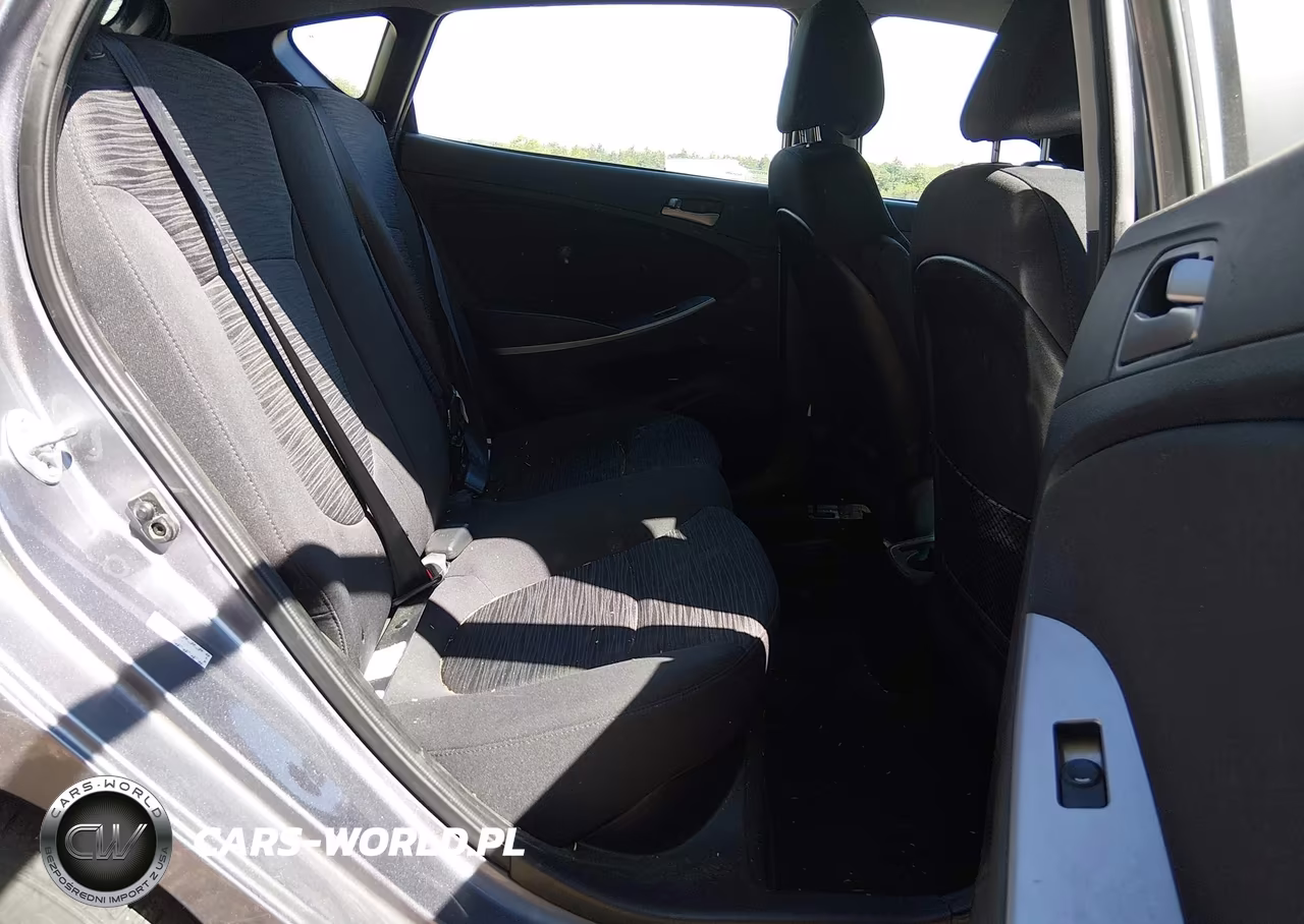 2015 Hyundai Accent Gs VIN:KMHCT5AE5FU226172 - 8