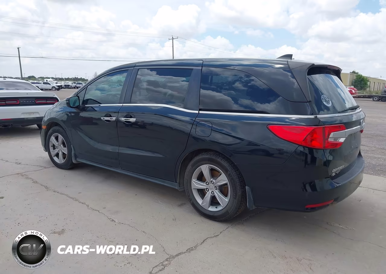 2018 Honda Odyssey Ex VIN:5FNRL6H56JB073815 - 3