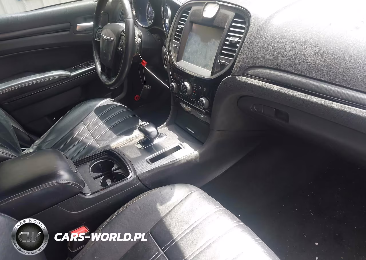 2014 Chrysler 300 300S VIN:2C3CCABG1EH145303 - 5