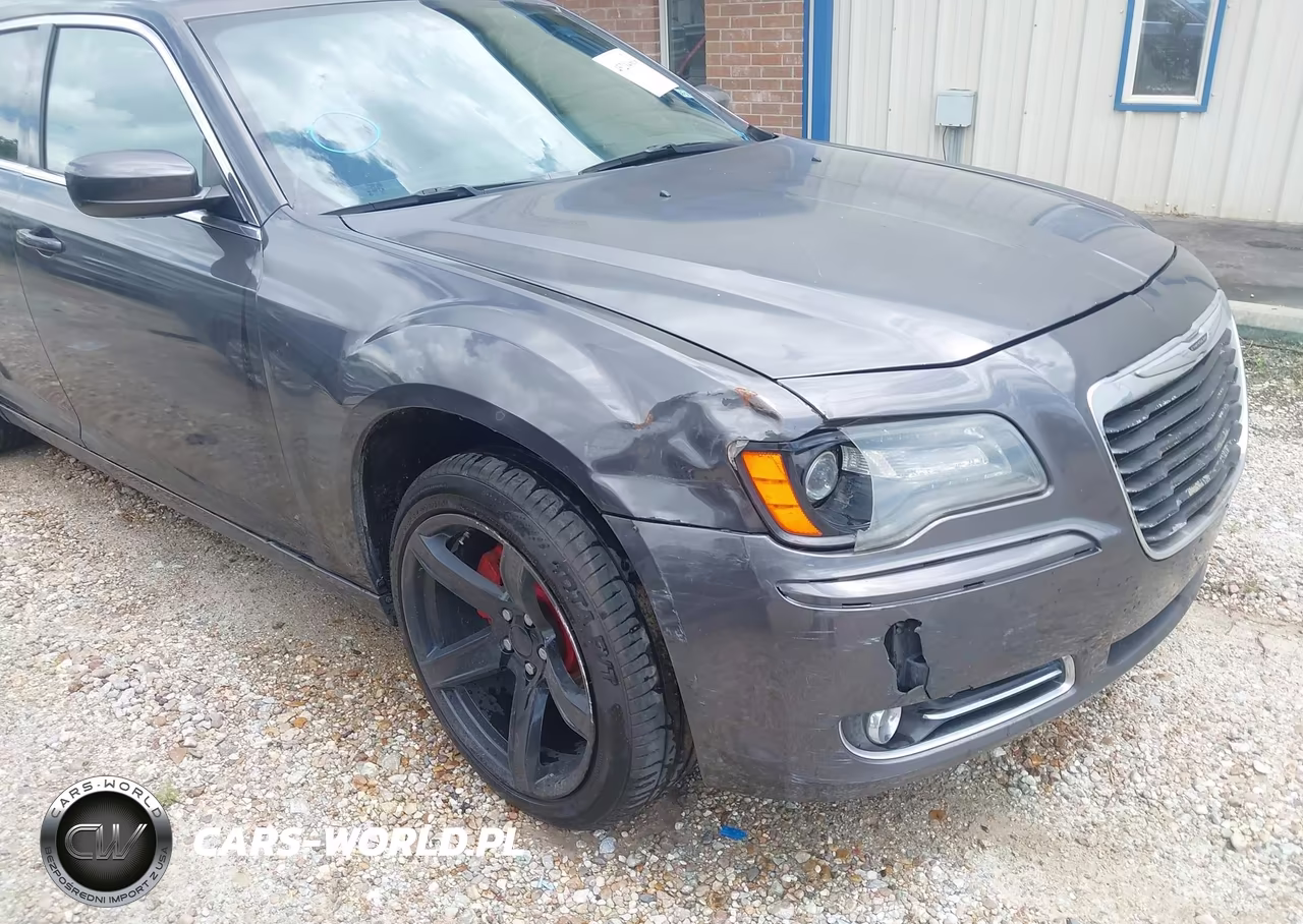 2014 Chrysler 300 300S VIN:2C3CCABG1EH145303 - 6