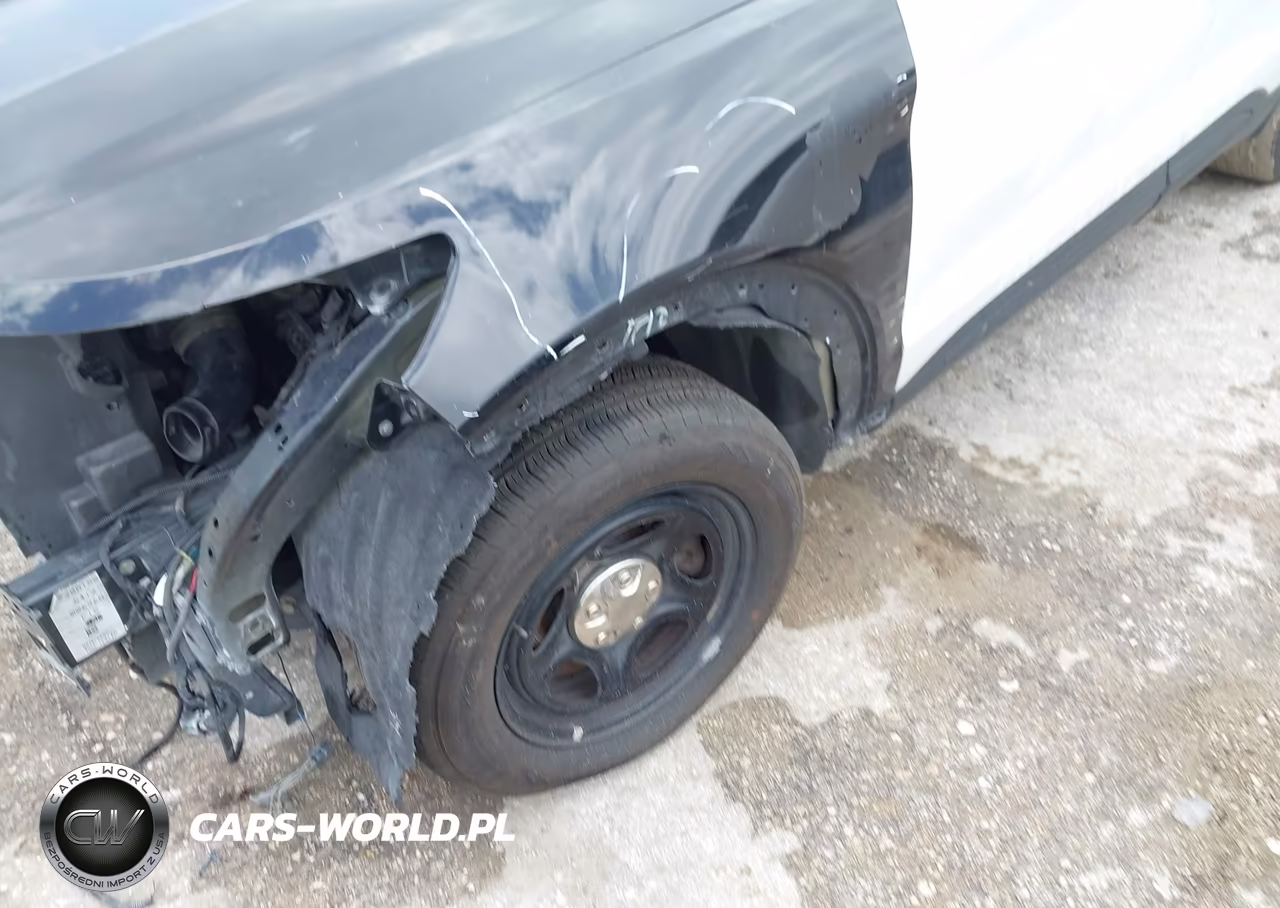 2020 Ford Police Interceptor Utility VIN:1FM5K8ABXLGB85101 - 17