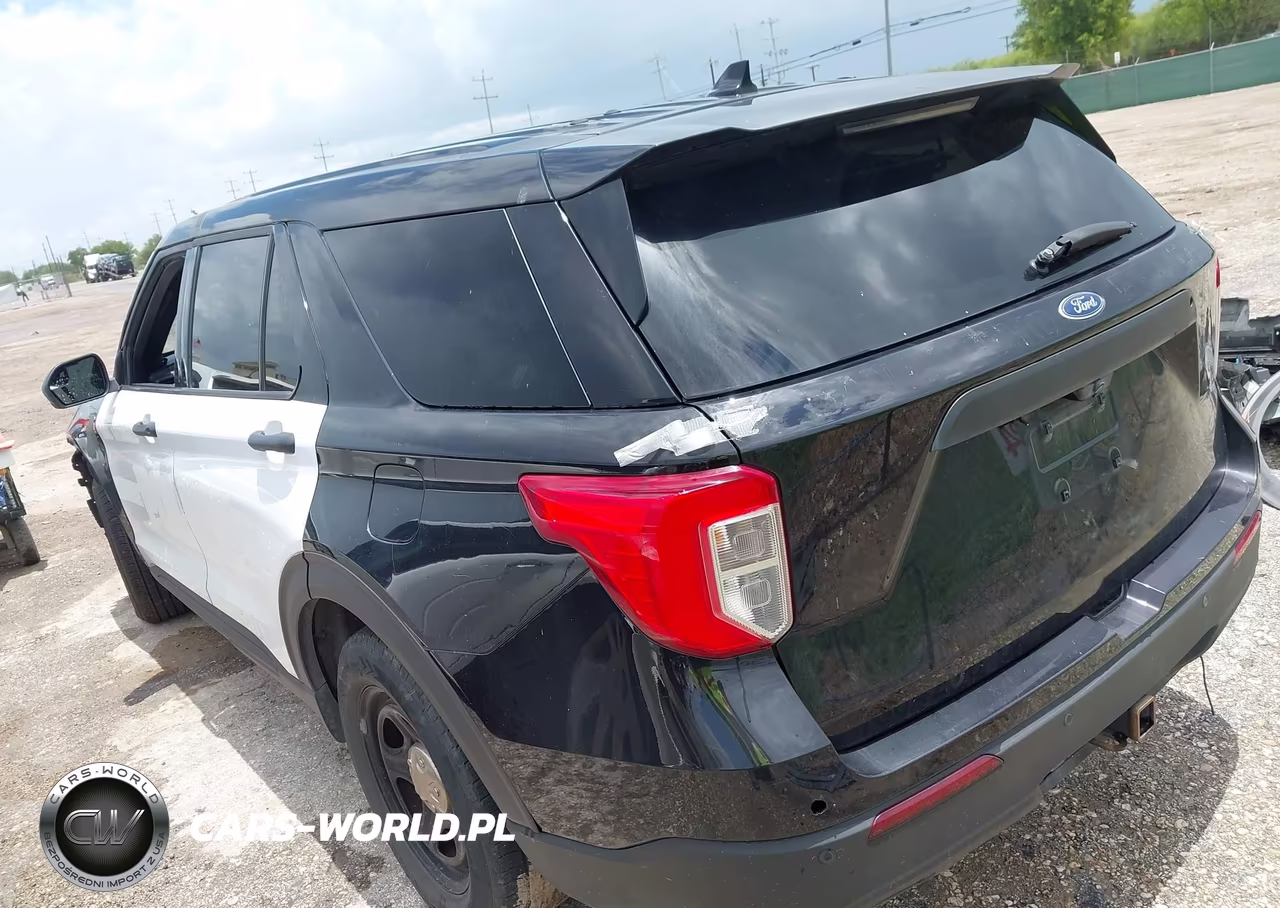 2020 Ford Police Interceptor Utility VIN:1FM5K8ABXLGB85101 - 3