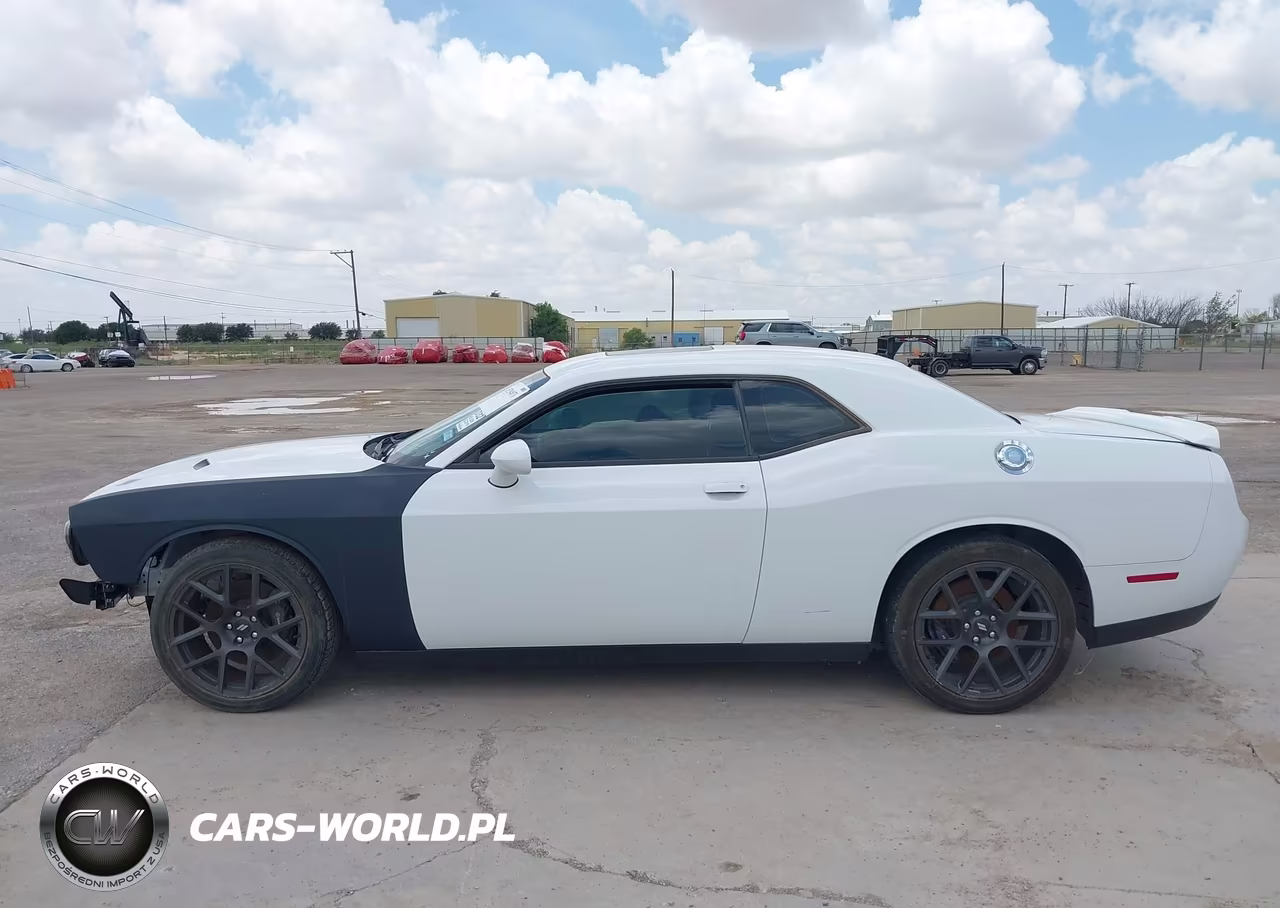 2018 Dodge Challenger R-T VIN:2C3CDZBT6JH144716 - 15