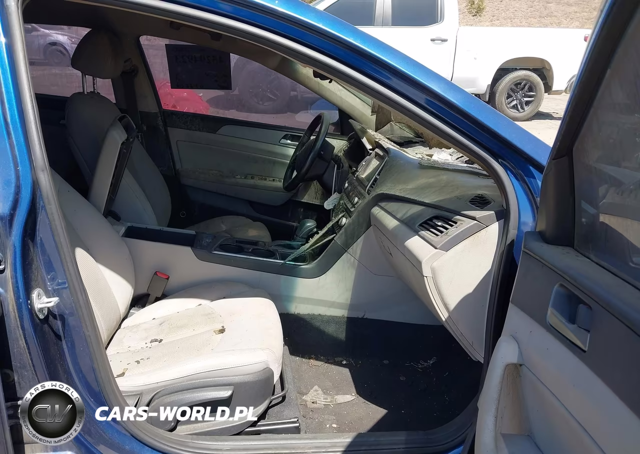 2019 Hyundai Sonata Sel VIN:5NPE34AF9KH768489 - 5