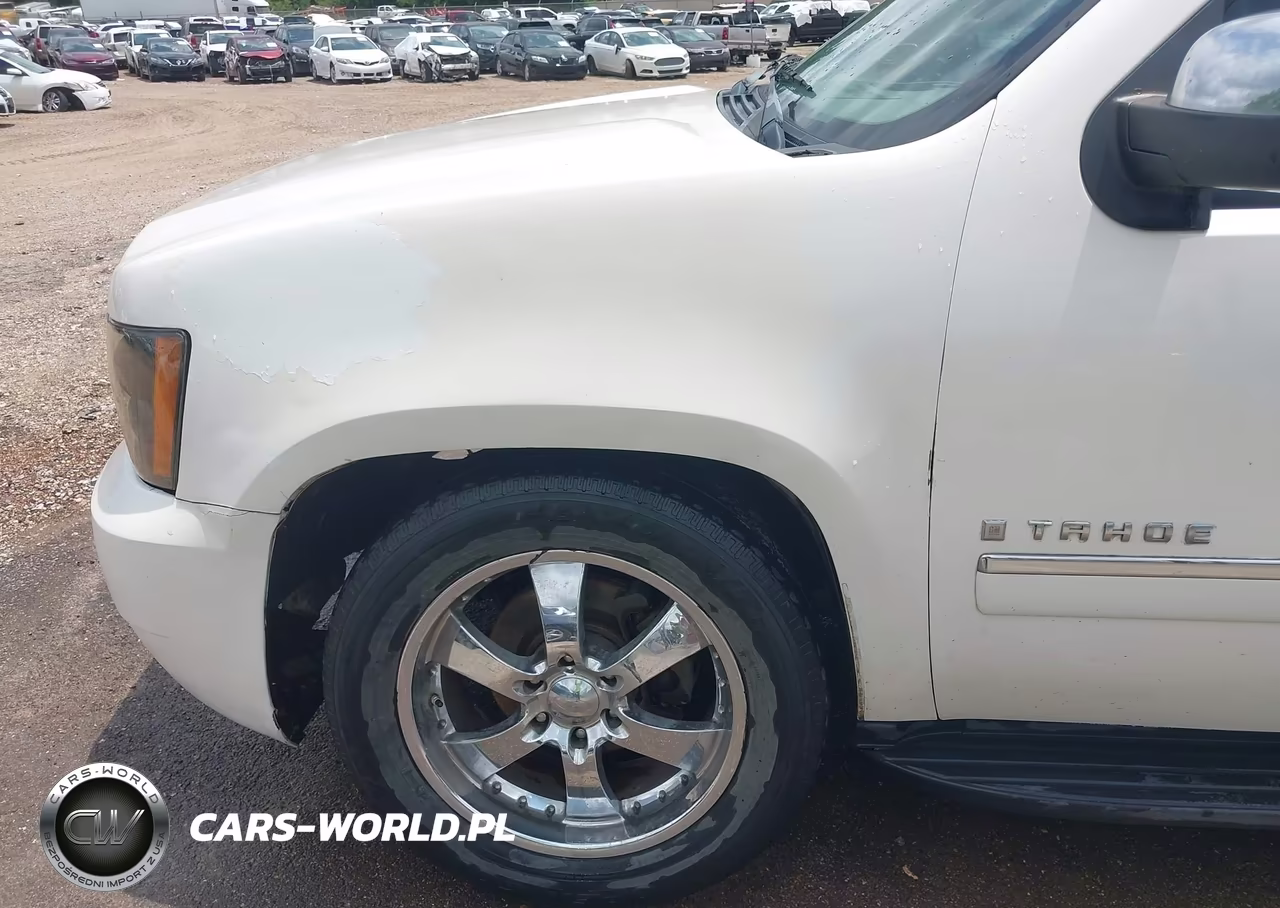 2009 Chevrolet Tahoe Ltz VIN:1GNFC33J79R172355 - 17