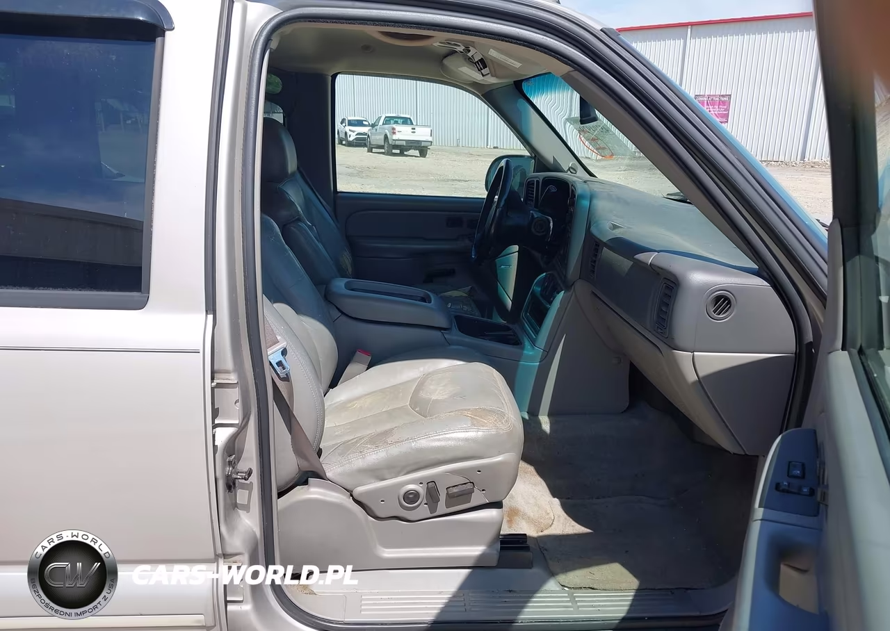 2004 Chevrolet Suburban 1500 Lt VIN:1GNEC16Z64J107599 - 5