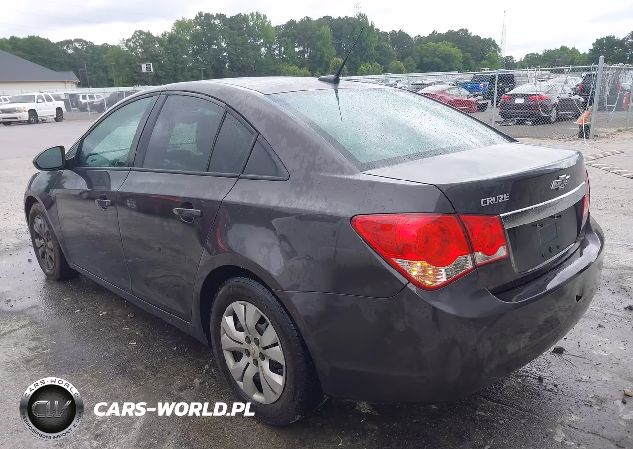 2014 Chevrolet Cruze Ls VIN:1G1PA5SH1E7304151 - 3