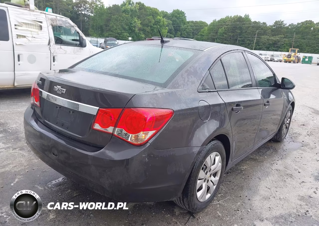2014 Chevrolet Cruze Ls VIN:1G1PA5SH1E7304151 - 4