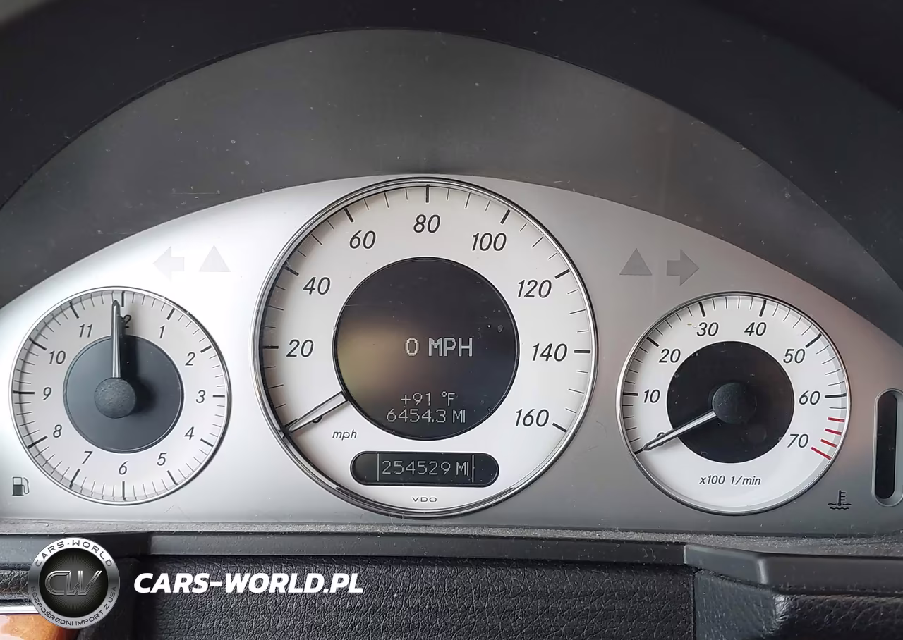 2008 Mercedes-Benz E 550 VIN:WDBUF72X28B355303 - 7