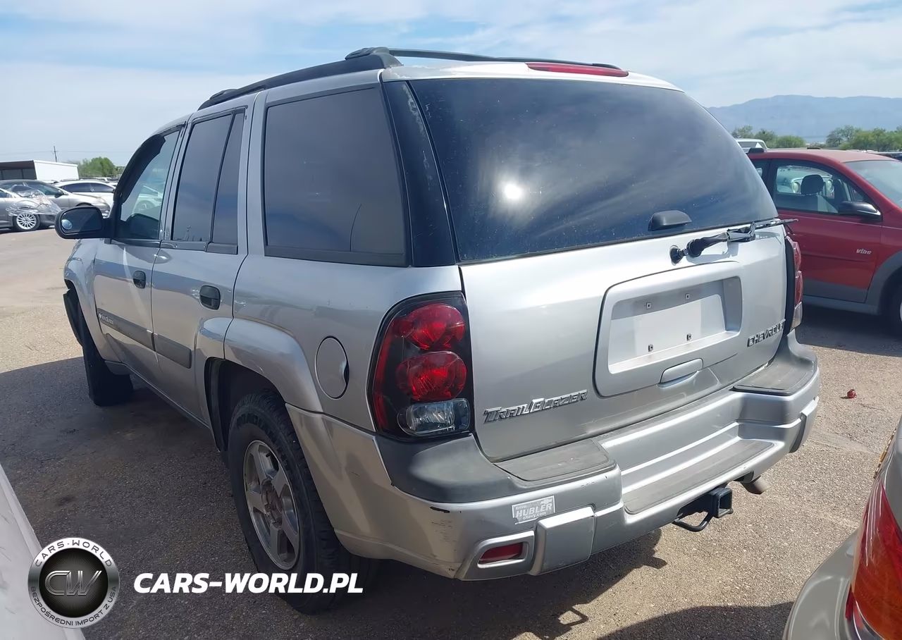 2004 Chevrolet Trailblazer Ls VIN:1GNDT13S042332615 - 3