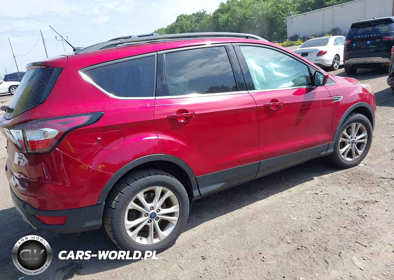 2017 Ford Escape Se VIN:1FMCU0GD4HUA94944 - 4