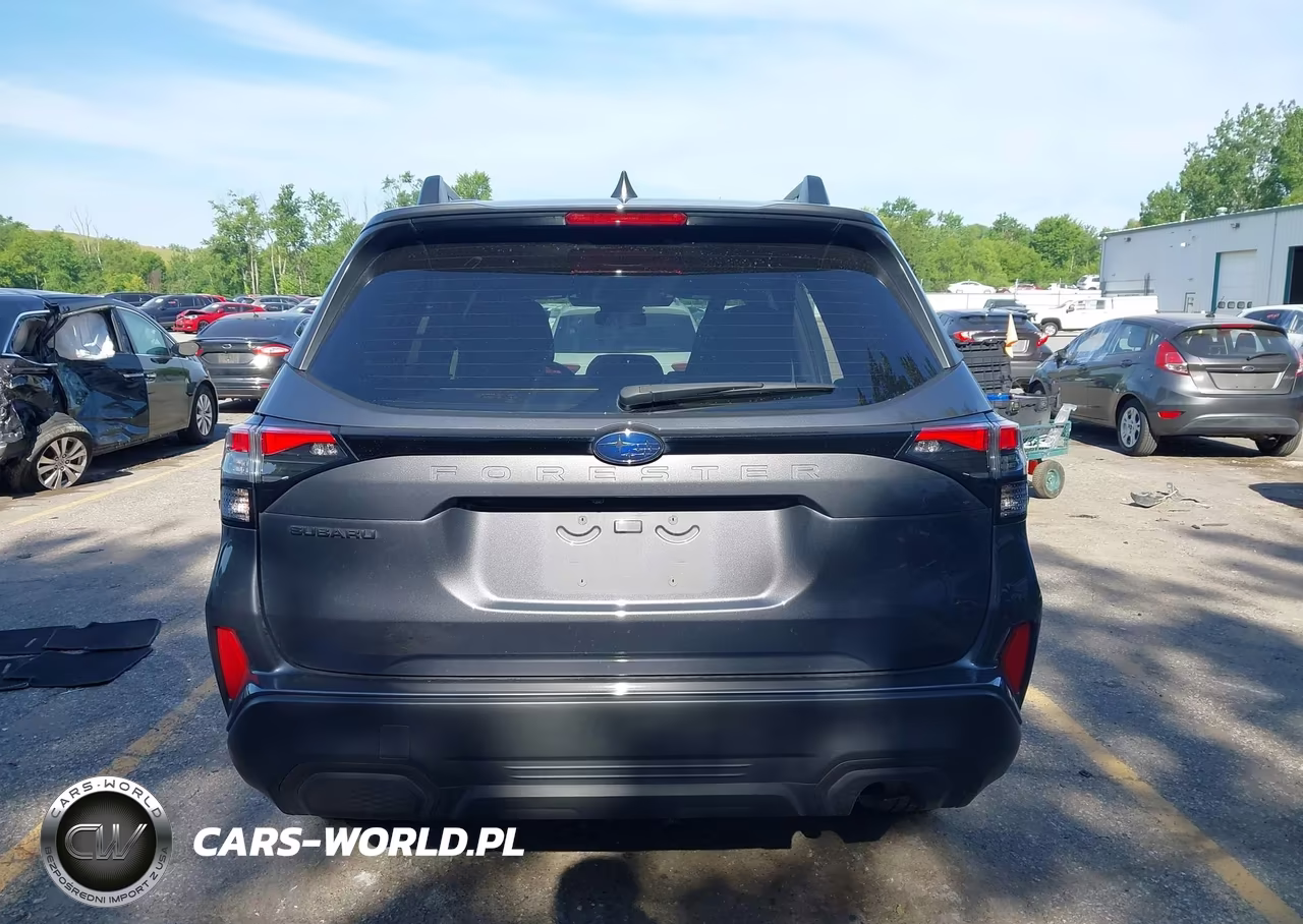 2025 Subaru Forester Premium VIN:JF2SLDDC5SH586261 - 16