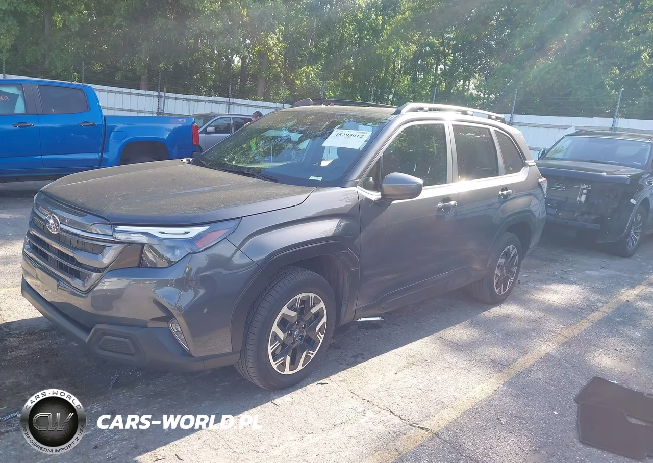 2025 Subaru Forester Premium VIN:JF2SLDDC5SH586261 - 2