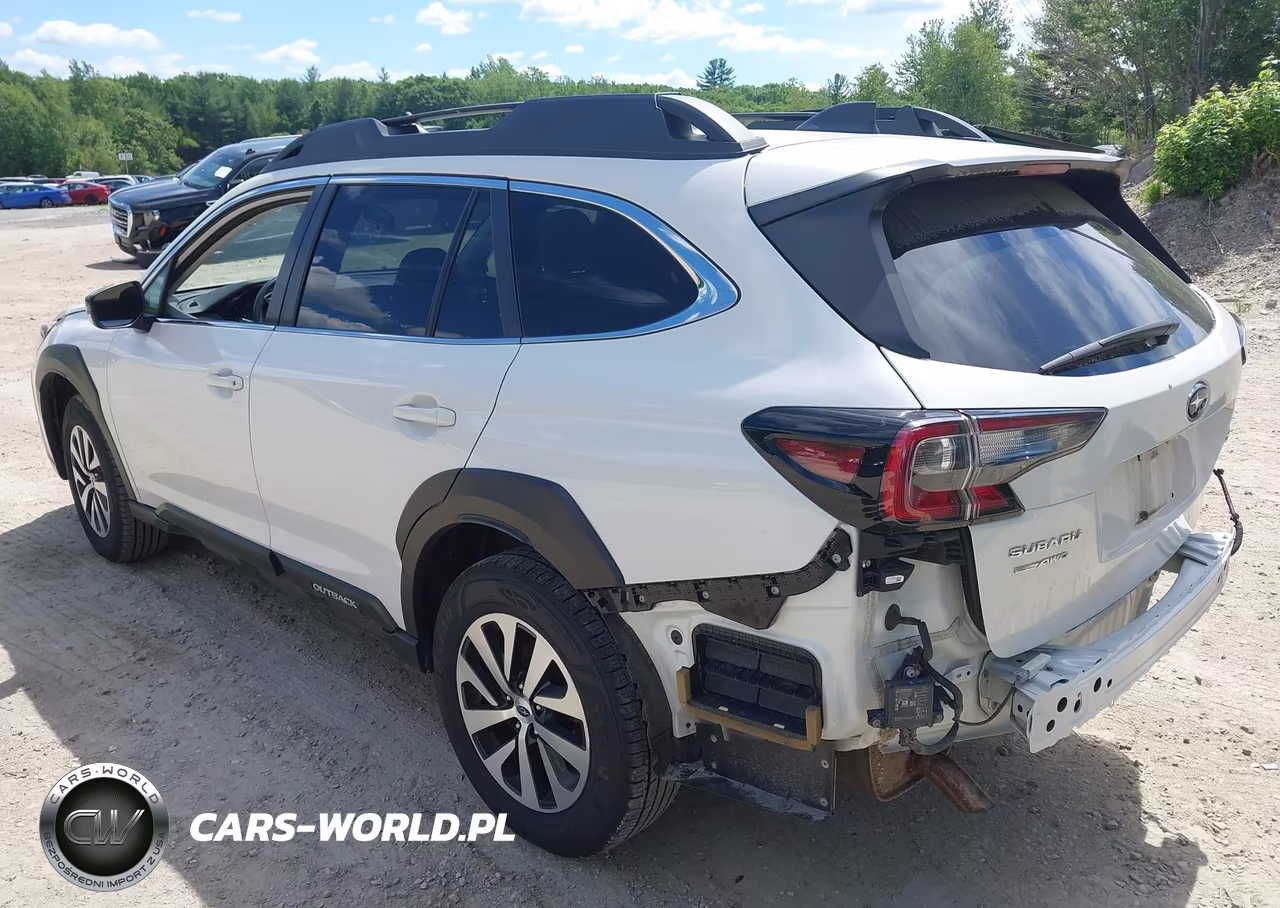 2023 Subaru Outback Premium VIN:4S4BTAFCXP3210004 - 3
