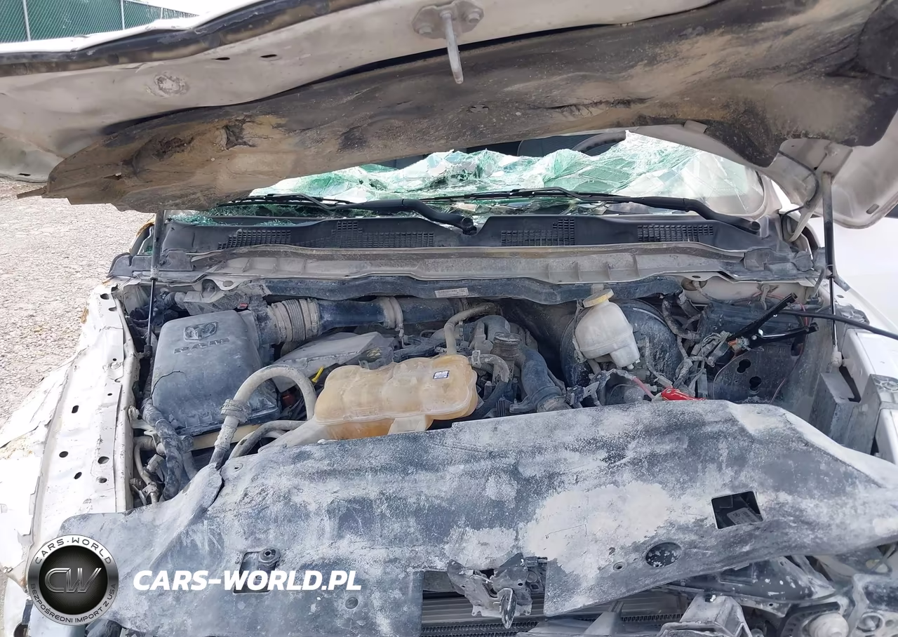 2018 Ram 1500 Tradesman 4X4 6'4 Box VIN:1C6RR7FM0JS331433 - 10