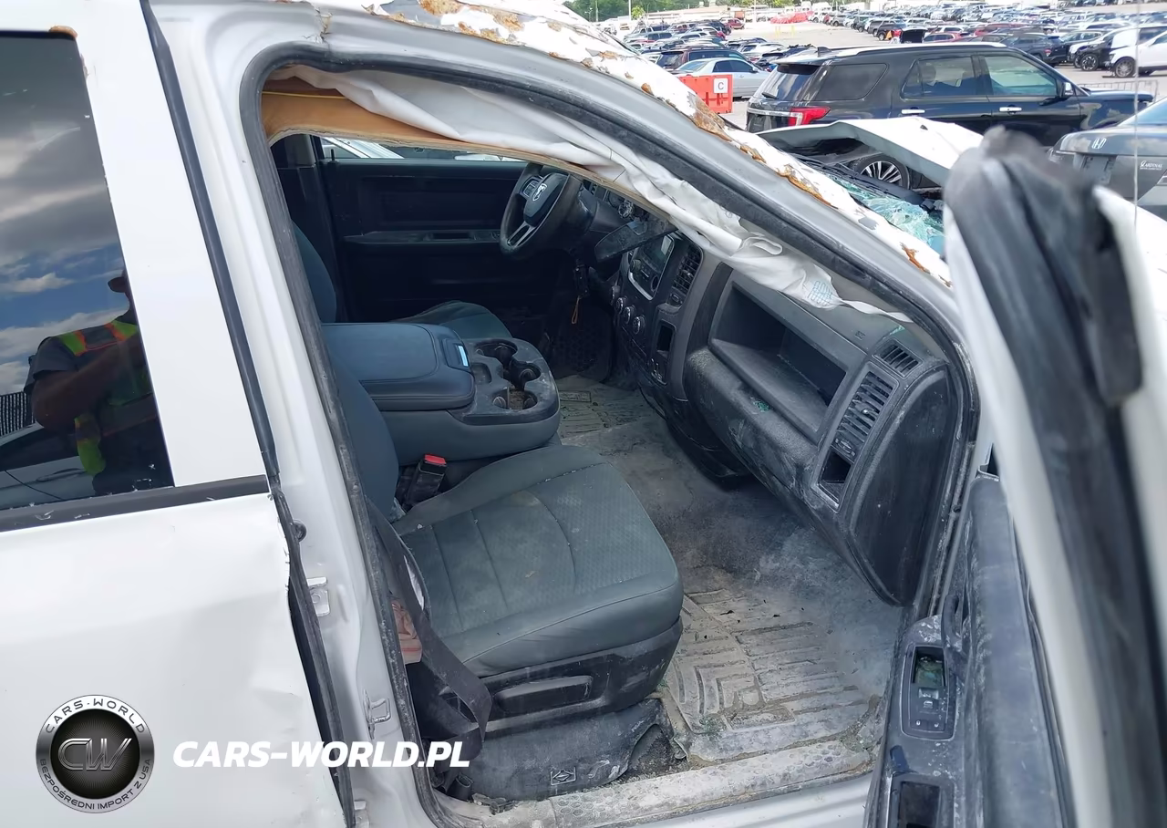 2018 Ram 1500 Tradesman 4X4 6'4 Box VIN:1C6RR7FM0JS331433 - 5