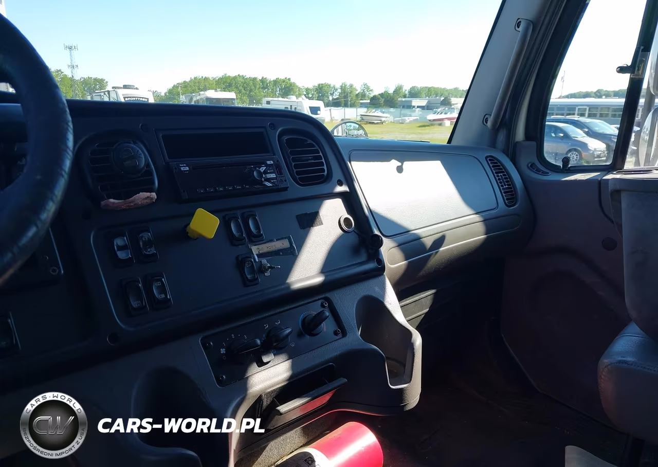 2017 Freightliner M2 106 VIN:3ALACXDT2HDJG1896 - 6