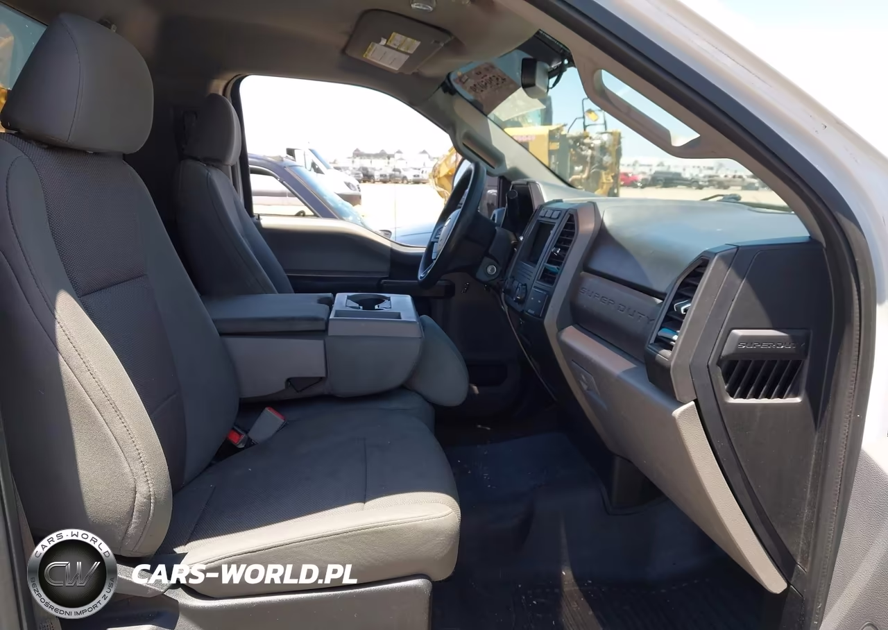 2018 Ford F-350 Xl VIN:1FDBF3A62JEC48195 - 5