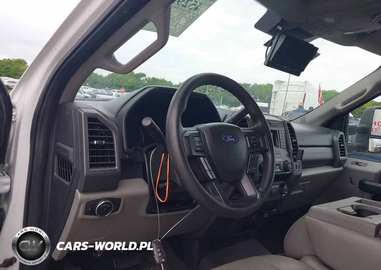 2020 Ford F-450 Chassis Xl VIN:1FDTF4GN8LEC53493 - 6