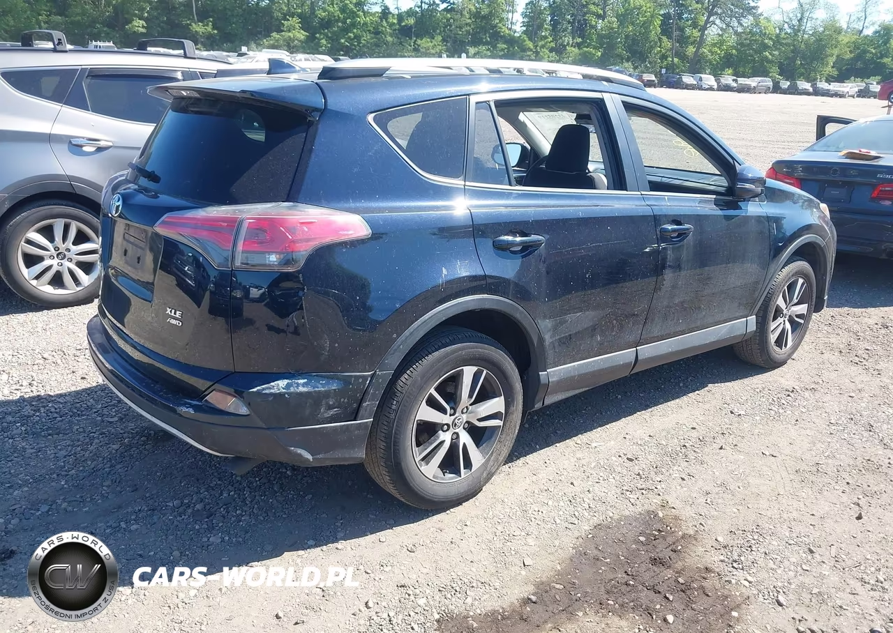 2017 Toyota Rav4 Xle VIN:JTMRFREV8HD204984 - 4