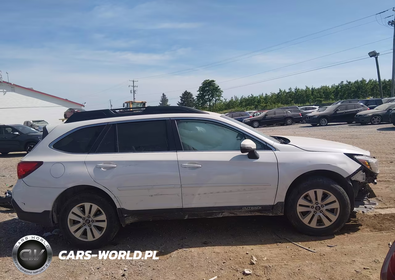 2019 Subaru Outback 2.5I Premium VIN:4S4BSAFCXK3375370 - 13