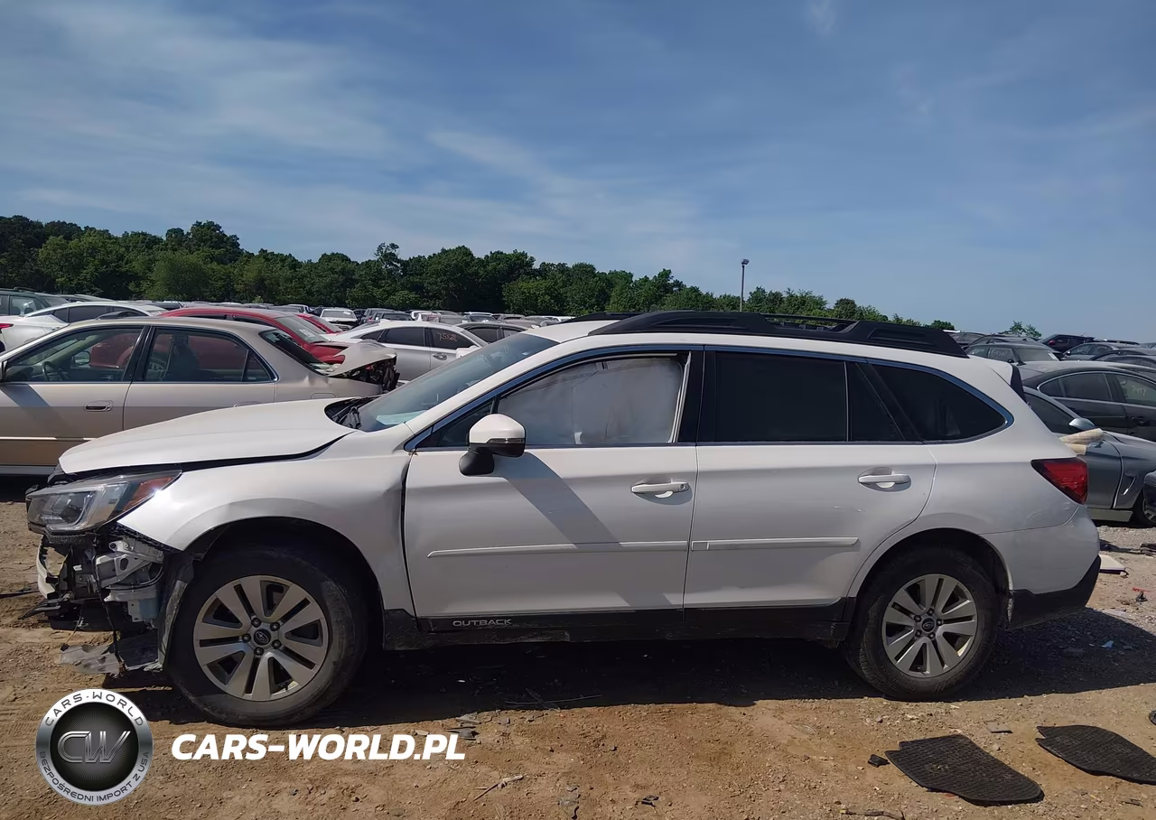 2019 Subaru Outback 2.5I Premium VIN:4S4BSAFCXK3375370 - 14