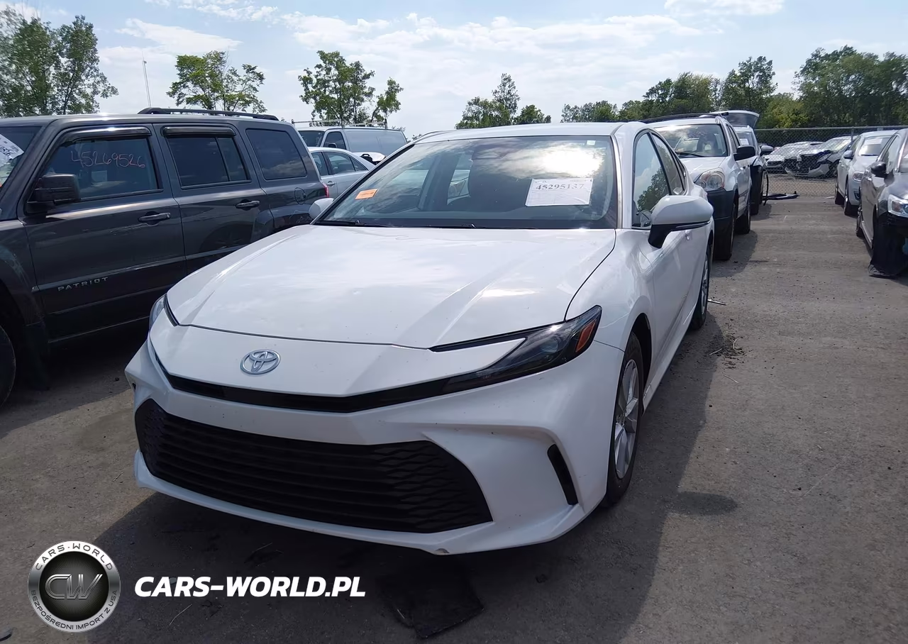 2025 Toyota Camry Le VIN:4T1DAACK1SU088422 - 2
