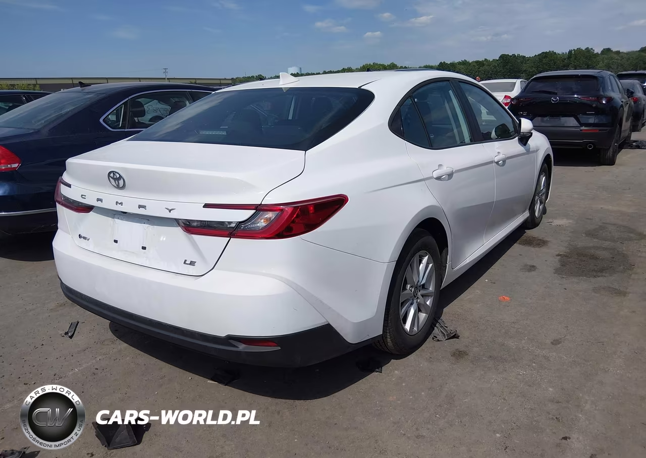 2025 Toyota Camry Le VIN:4T1DAACK1SU088422 - 4