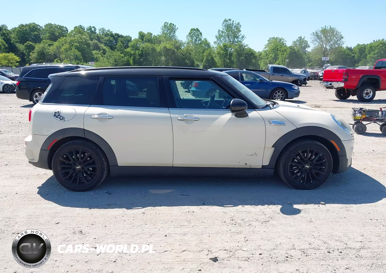2017 Mini Clubman Cooper S VIN:WMWLU5C5XH2E81624 - 13