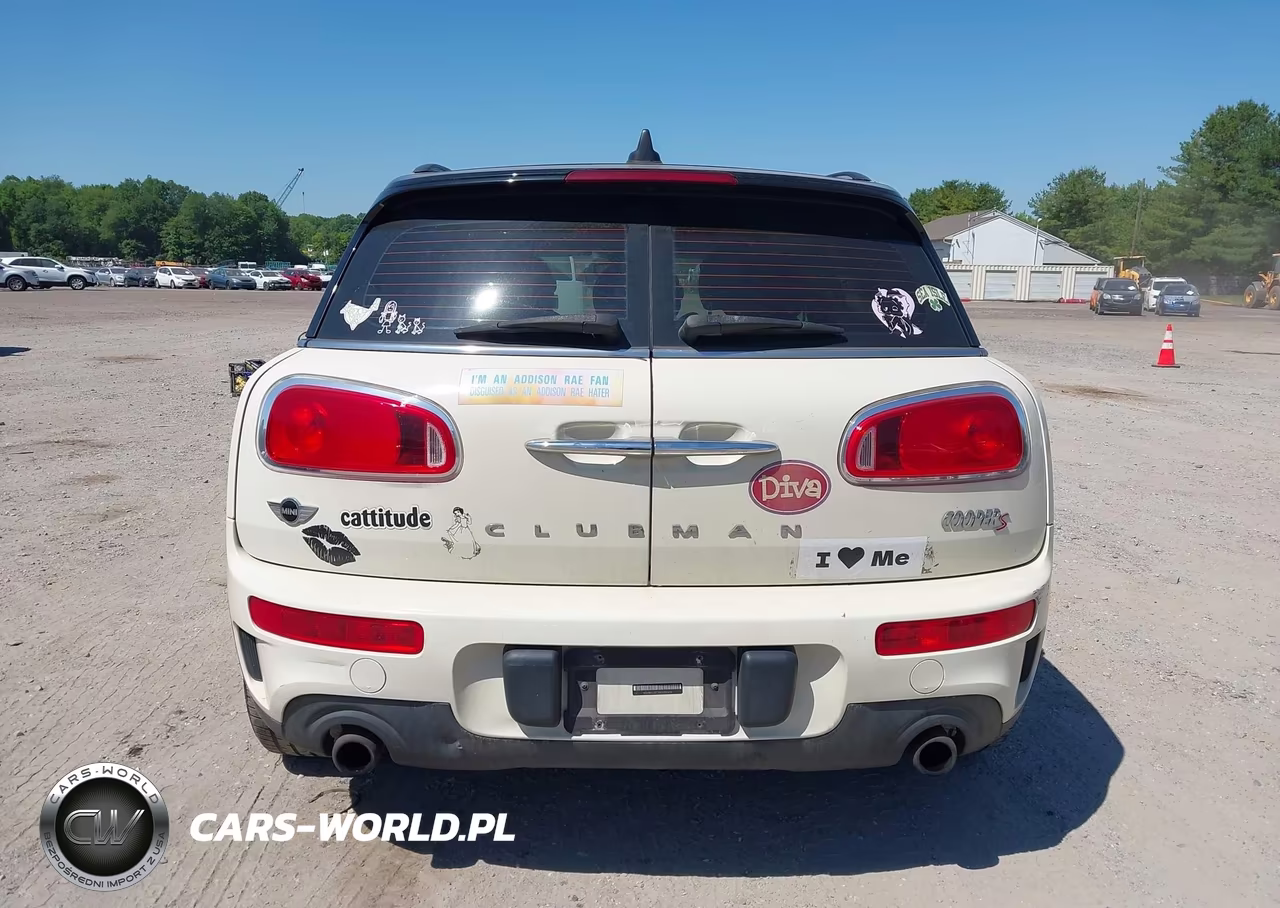 2017 Mini Clubman Cooper S VIN:WMWLU5C5XH2E81624 - 16