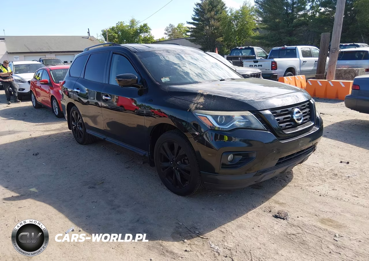 2018 Nissan Pathfinder Sl