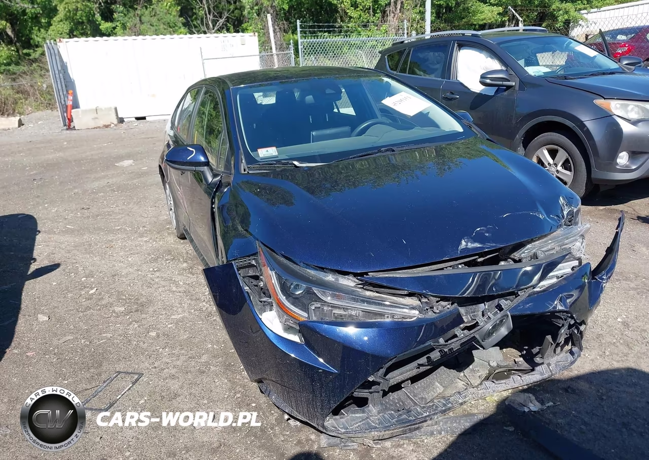 2021 Toyota Corolla Le – zdjęcie 1 z 16