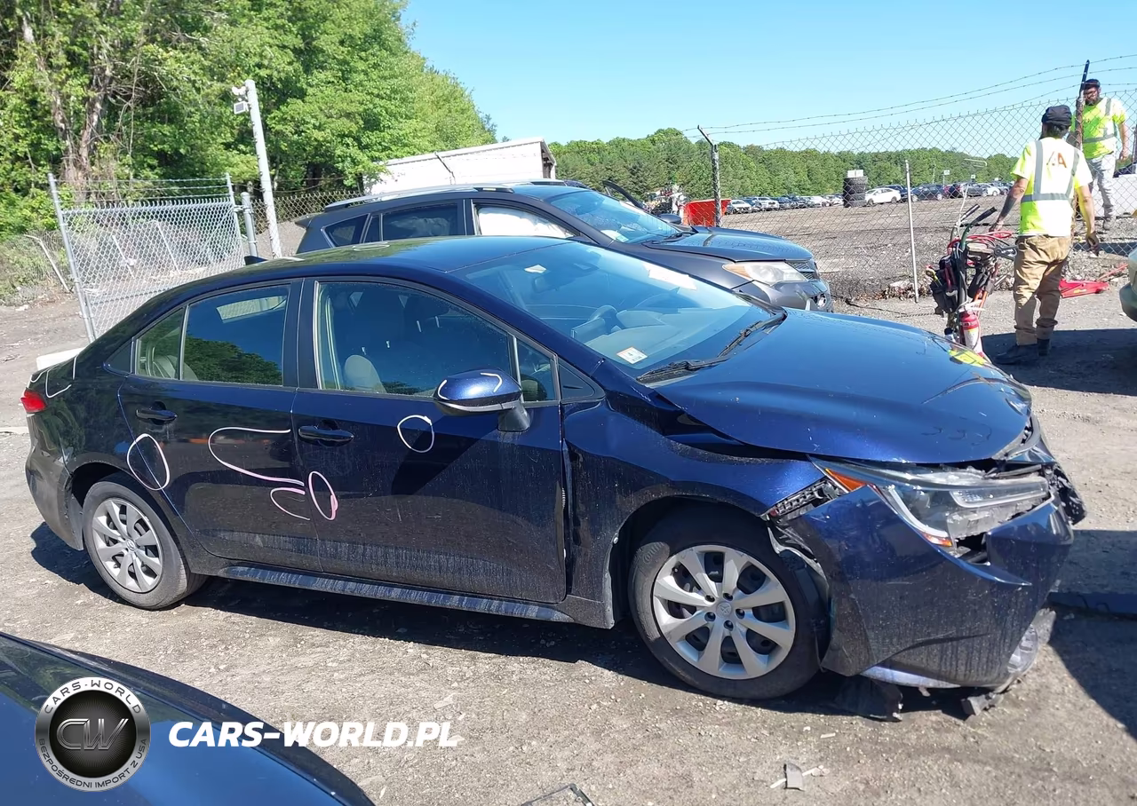 2021 Toyota Corolla Le VIN:JTDEPMAE2MJ167592 - 13