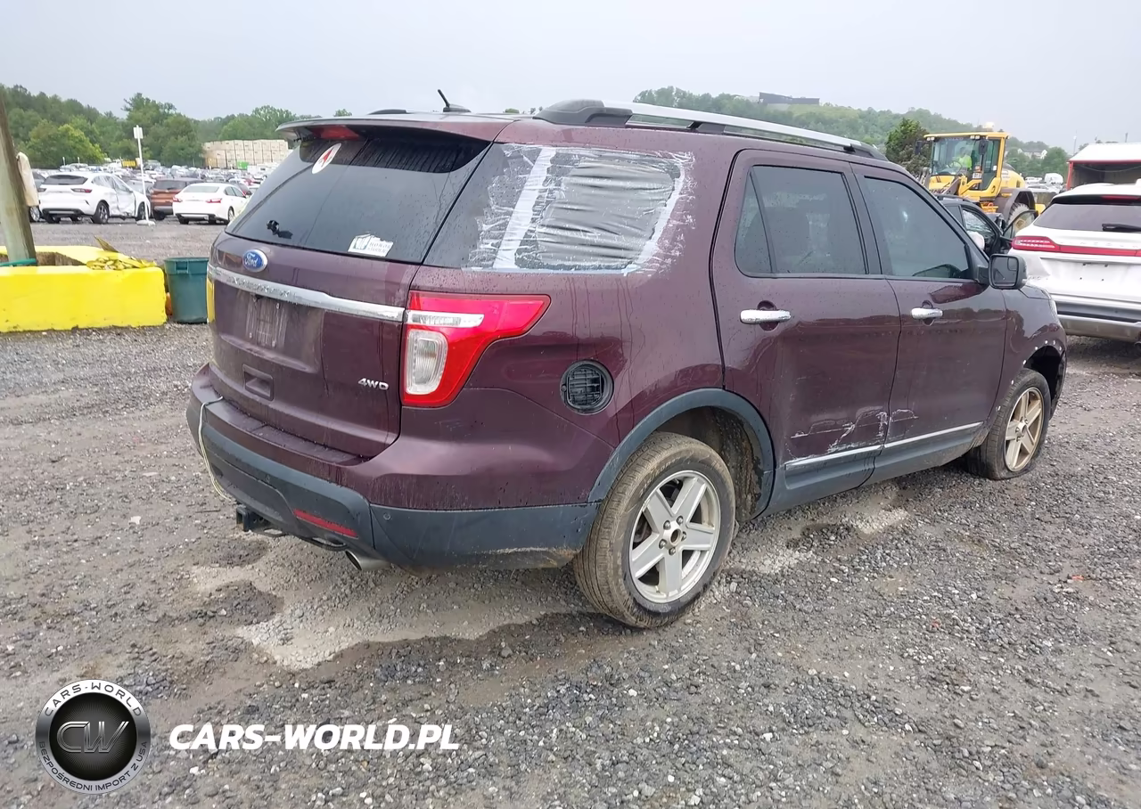 2011 Ford Explorer Xlt VIN:1FMHK8D83BGA29350 - 4