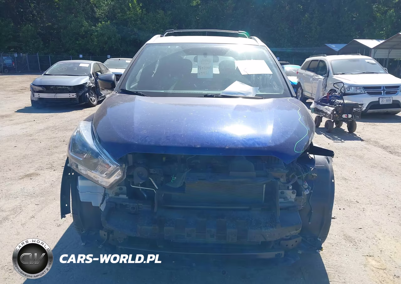 2019 Nissan Kicks Sr VIN:3N1CP5CU5KL528842 - 13