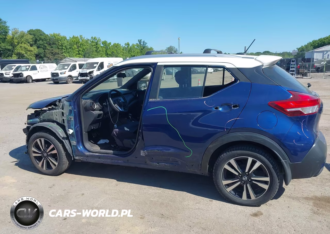 2019 Nissan Kicks Sr VIN:3N1CP5CU5KL528842 - 15
