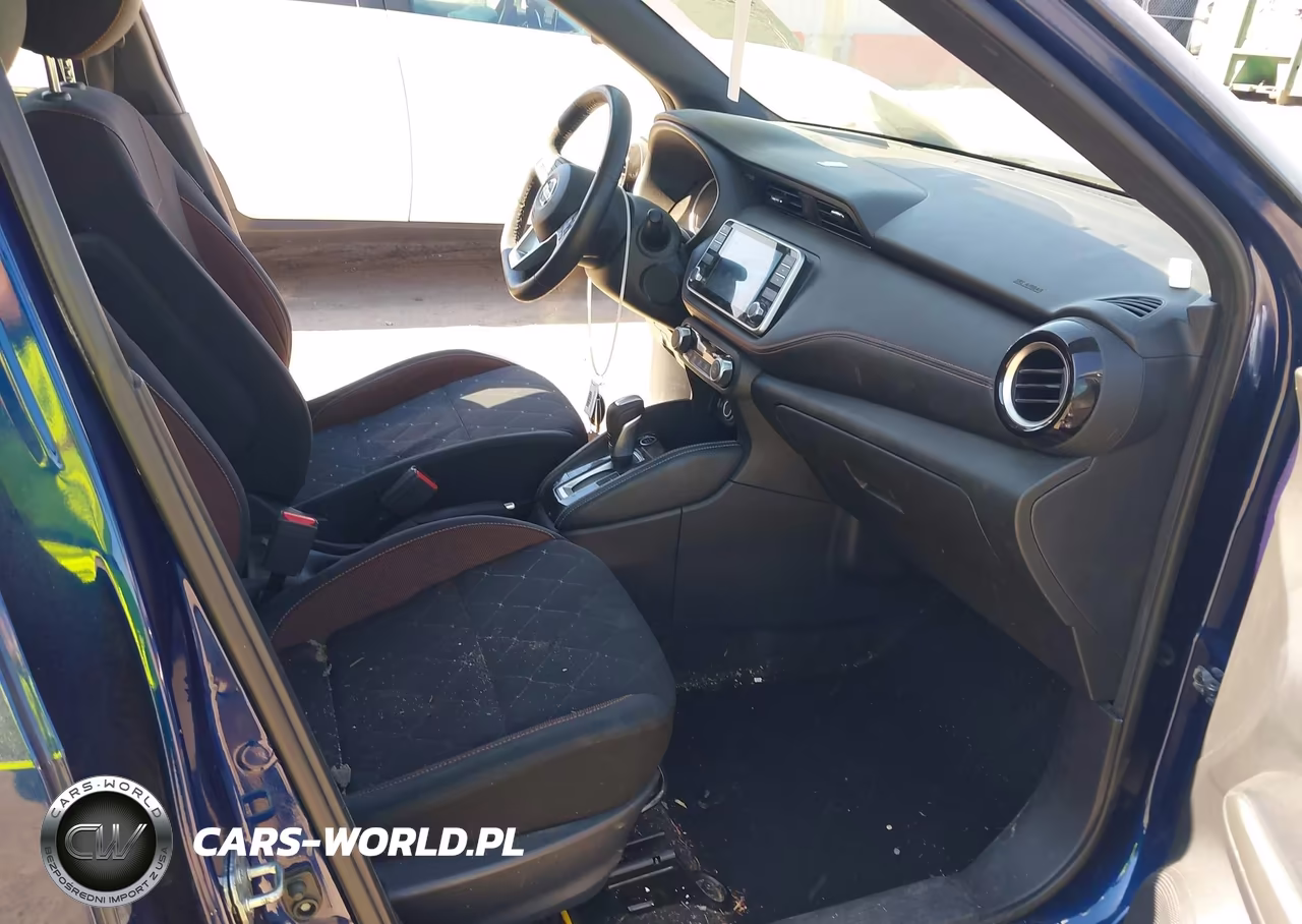 2019 Nissan Kicks Sr VIN:3N1CP5CU5KL528842 - 5
