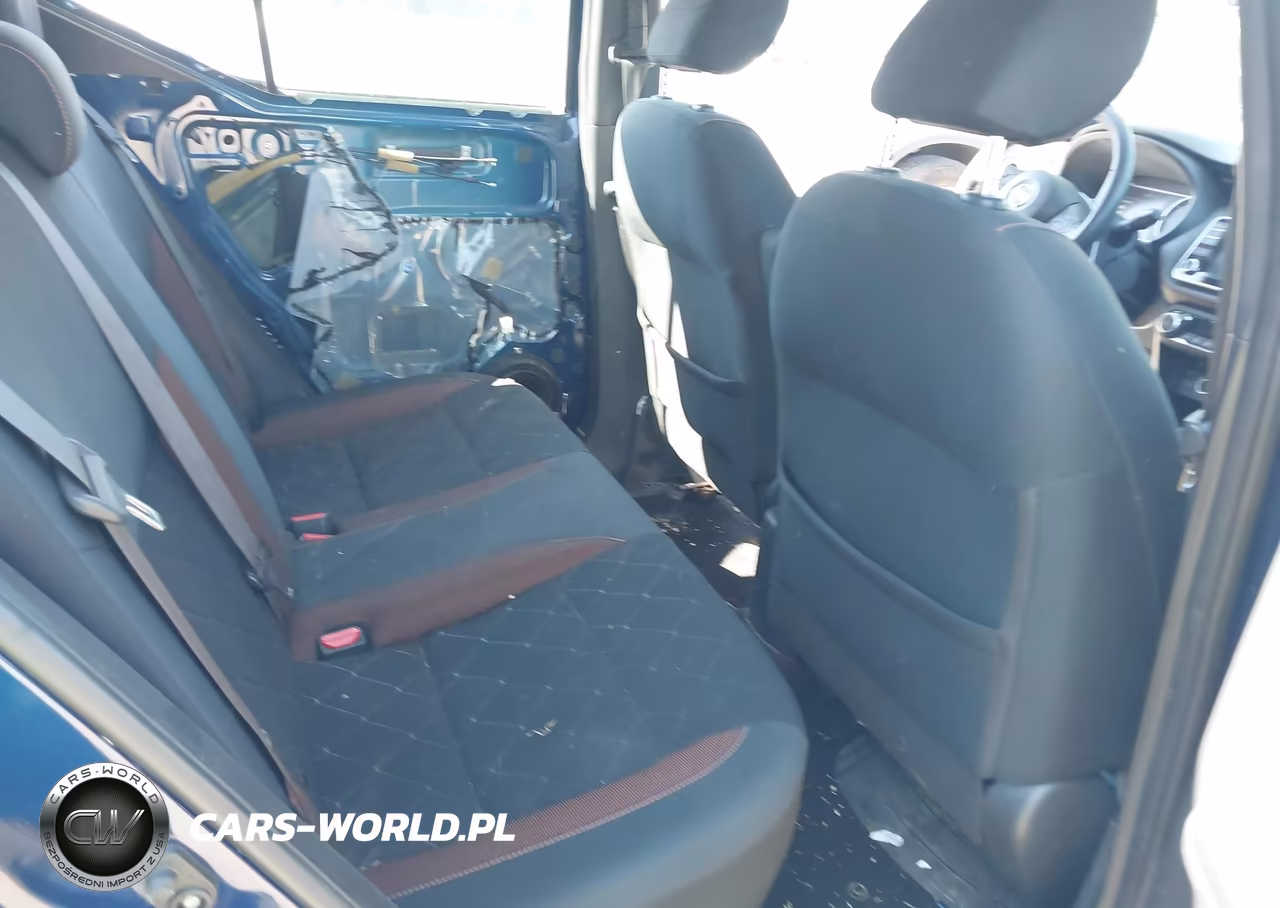 2019 Nissan Kicks Sr VIN:3N1CP5CU5KL528842 - 8