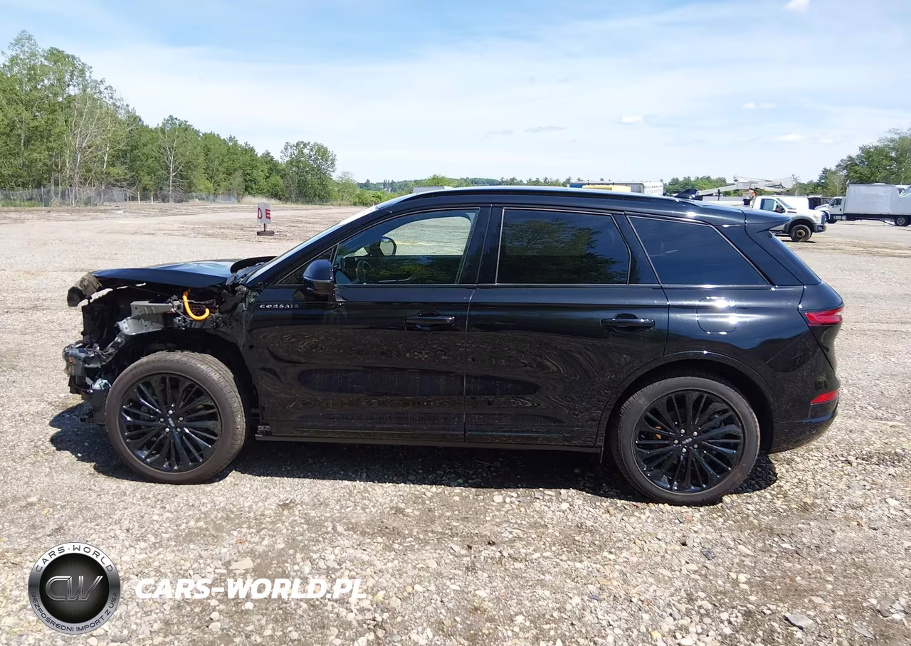 2025 Lincoln Corsair Grand Touring VIN:5LMTJ5DZ5SUL18166 - 15