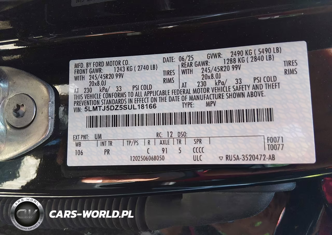 2025 Lincoln Corsair Grand Touring VIN:5LMTJ5DZ5SUL18166 - 9