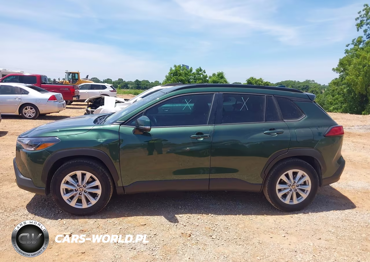 2024 Toyota Corolla Cross Le VIN:7MUCAAAG3RV093379 - 14