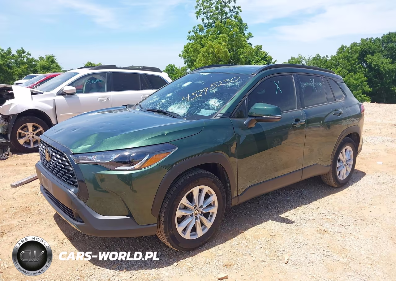 2024 Toyota Corolla Cross Le VIN:7MUCAAAG3RV093379 - 2