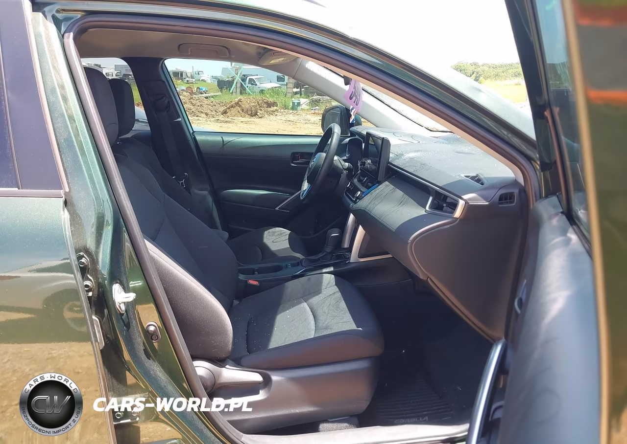 2024 Toyota Corolla Cross Le VIN:7MUCAAAG3RV093379 - 5