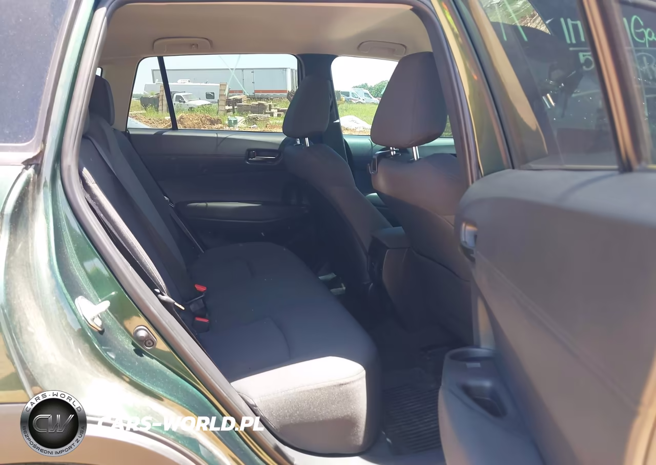 2024 Toyota Corolla Cross Le VIN:7MUCAAAG3RV093379 - 8