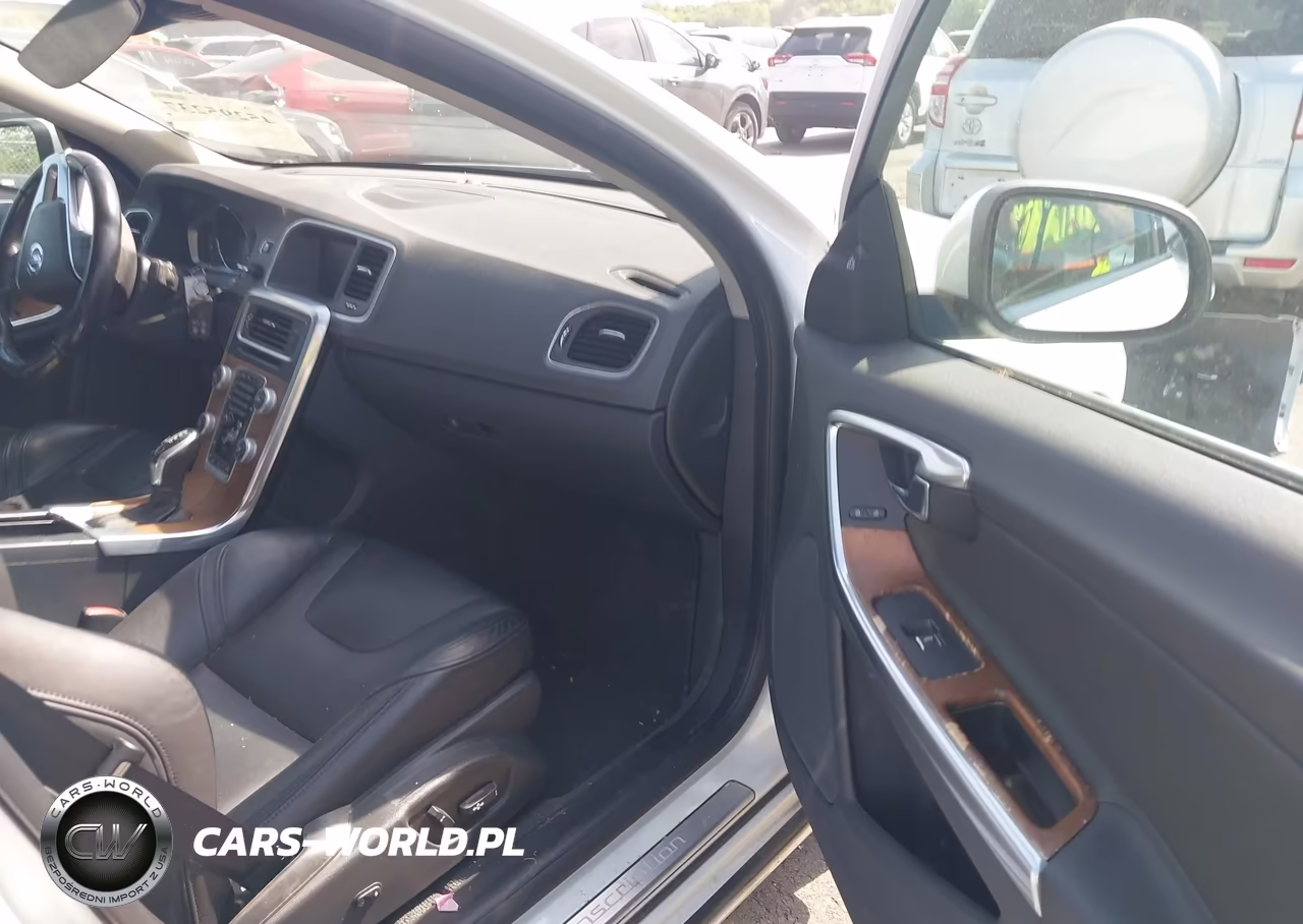 2016 Volvo S60 Inscription T5 Drive-E Premier VIN:LYV402FK7GB099984 - 5