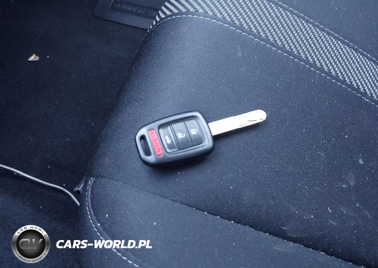 2018 Honda Civic Lx VIN:2HGFC2F50JH610477 - 11
