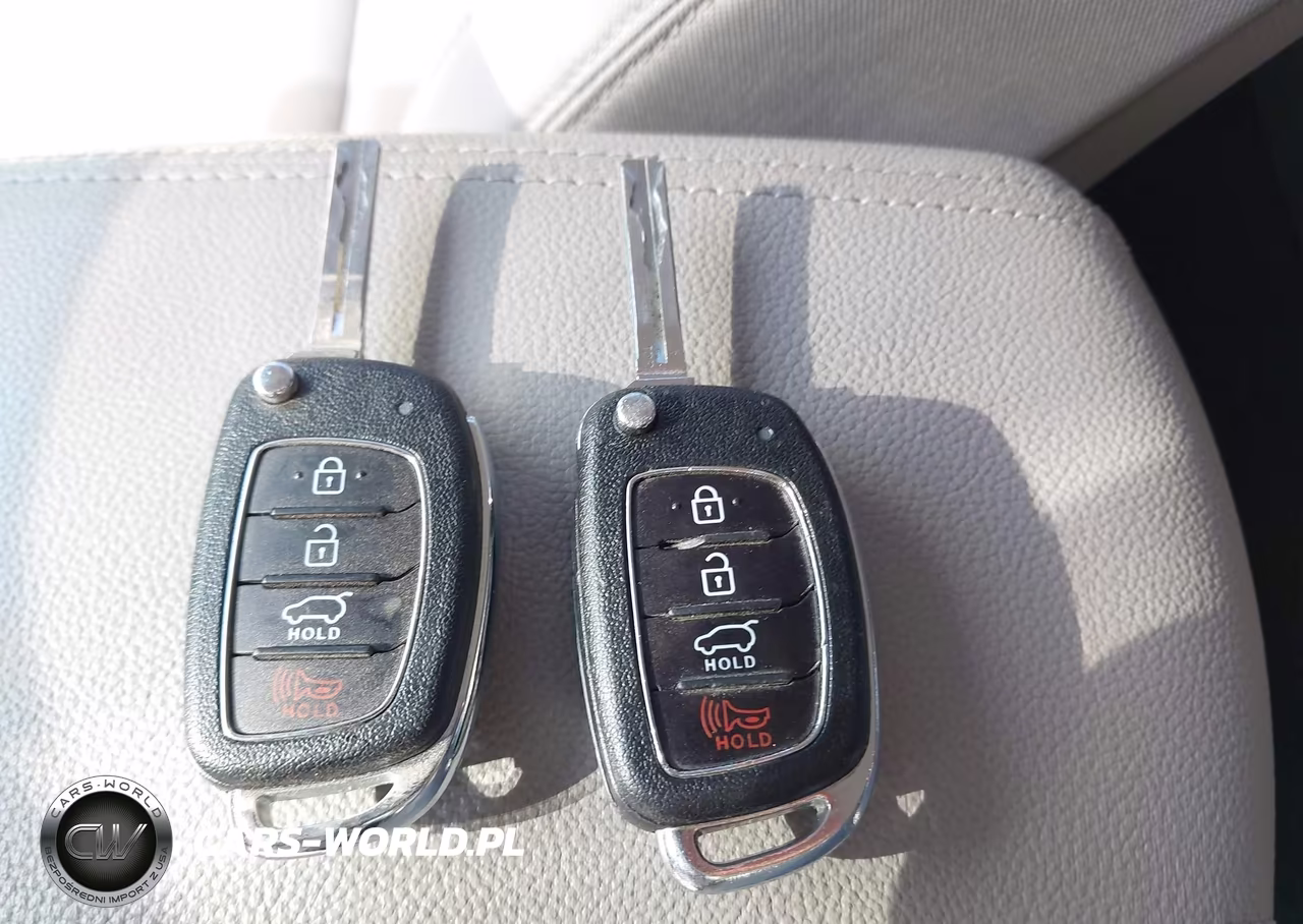 2018 Hyundai Tucson Se VIN:KM8J23A42JU656210 - 11