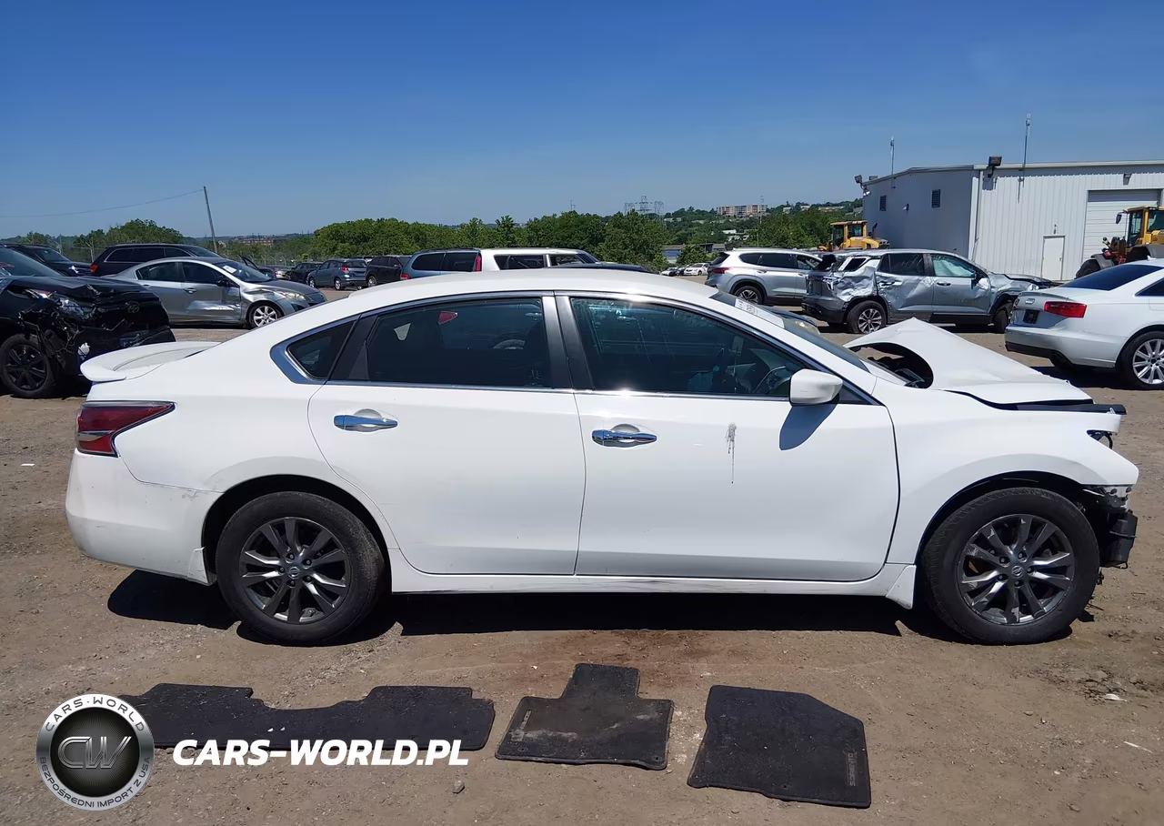 2015 Nissan Altima 2.5 S VIN:1N4AL3AP2FC251687 - 13