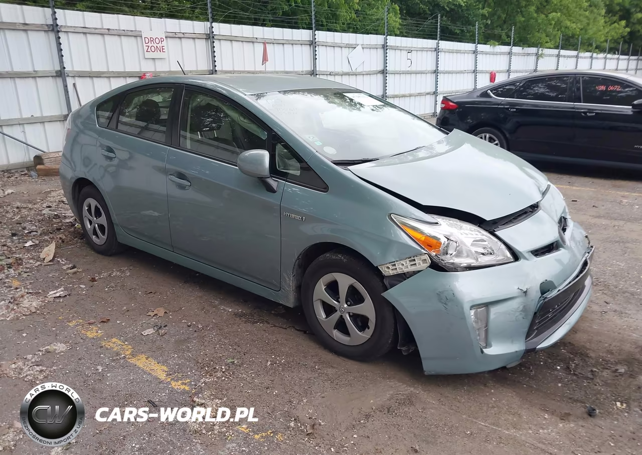 2015 Toyota Prius Two – zdjęcie 1 z 16